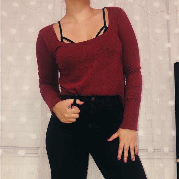 Bergundy urban outfitters long sleeve - Picture 2 of 3